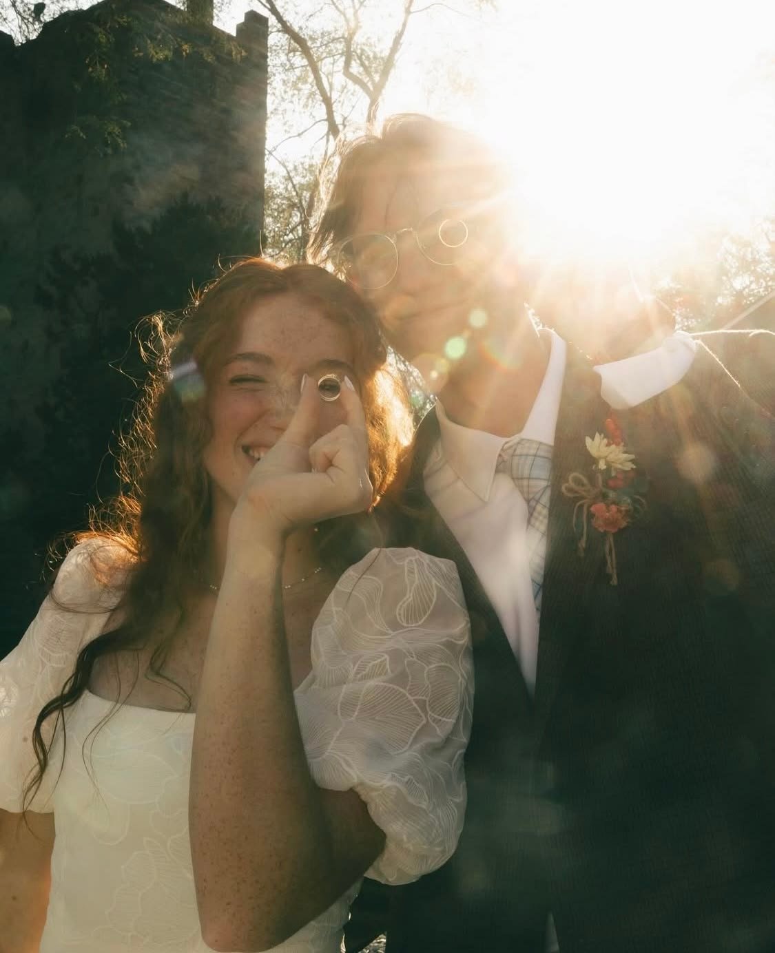 Camila & João